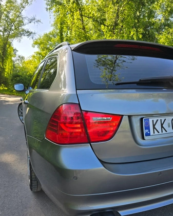 BMW Seria 3 cena 35000 przebieg: 240526, rok produkcji 2009 z Kraków małe 56